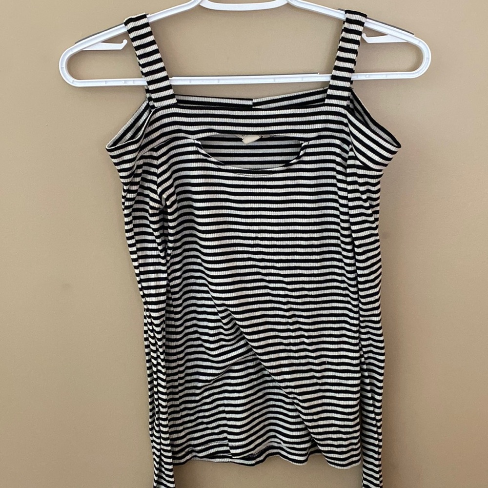 Size S striped tight fitting long sleeved shirt